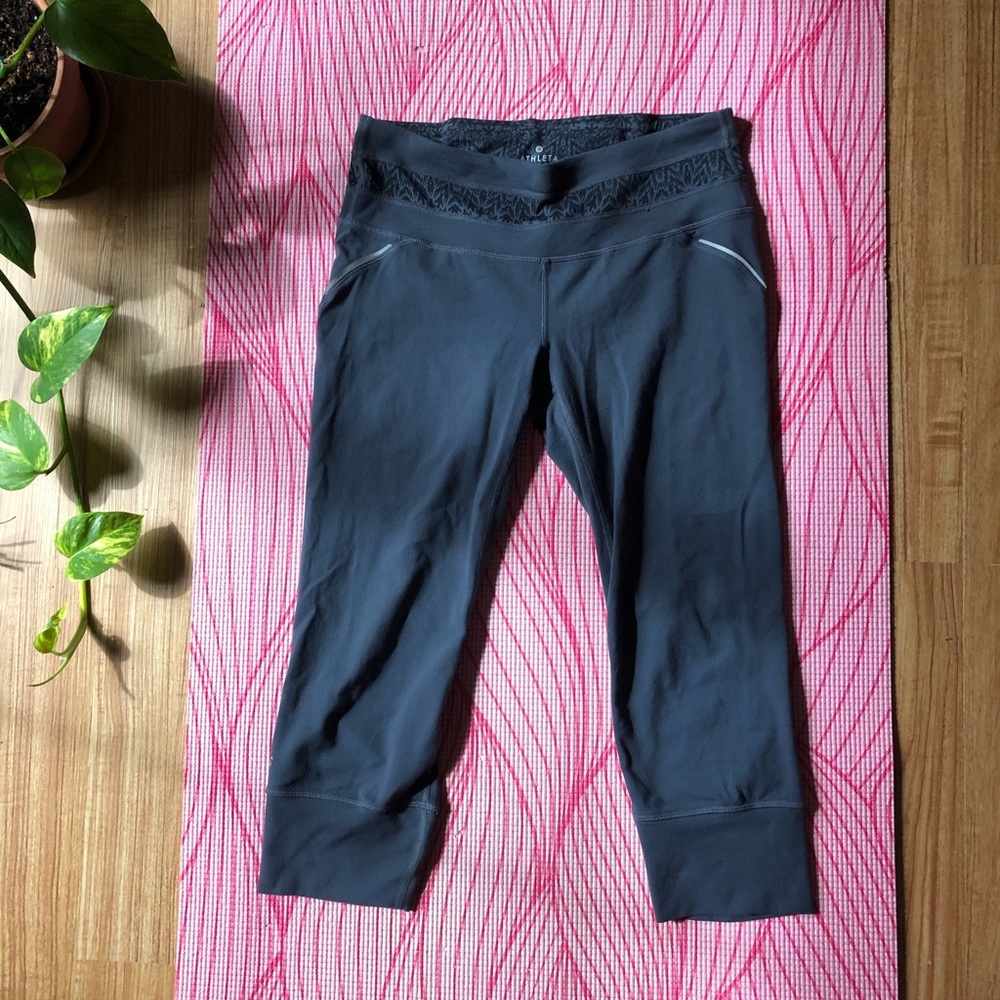 Athleta cropped leggings